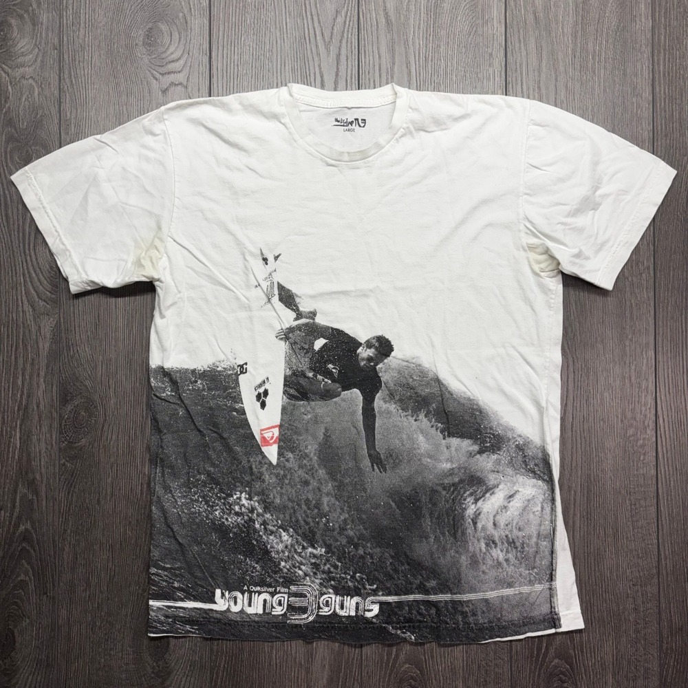 Quiksilver Young Guns Surf Film Graphic Tee Mens Large White Rare Shirt